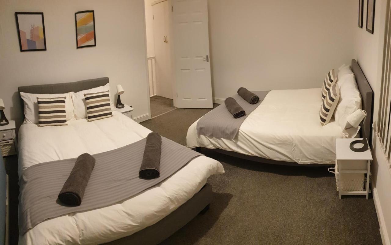 4 Bedrooms, Sleeps 10, Near Lfc & Efc Liverpool Ngoại thất bức ảnh