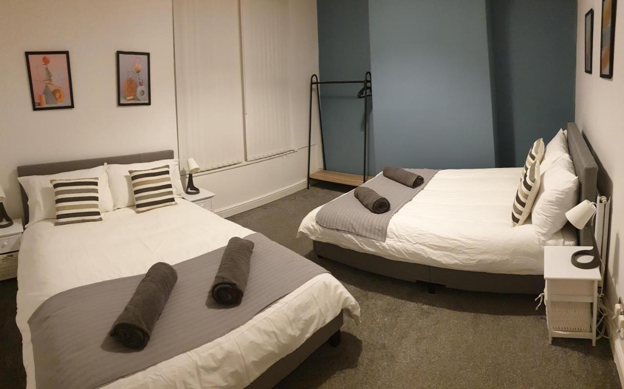 4 Bedrooms, Sleeps 10, Near Lfc & Efc Liverpool Ngoại thất bức ảnh